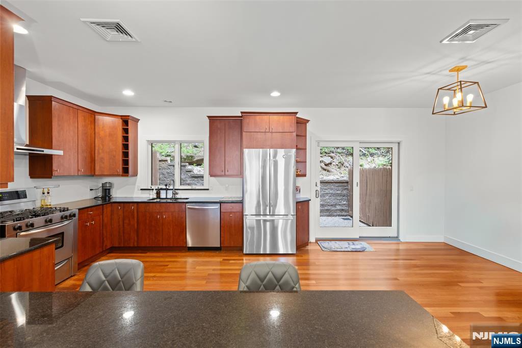 7 Oakdene Terrace #7 — photo 12