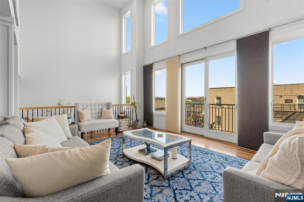 4th image of 7 Oakdene Ter #7, Edgewater, NJ 07020 | MLS# 26026640