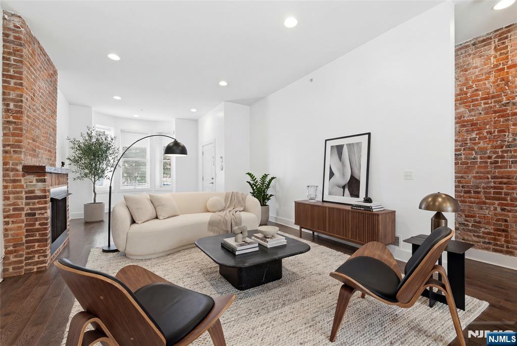 2nd image of 252 Mt Pleasant Ave, Newark, NJ 07104 | MLS# 26026642