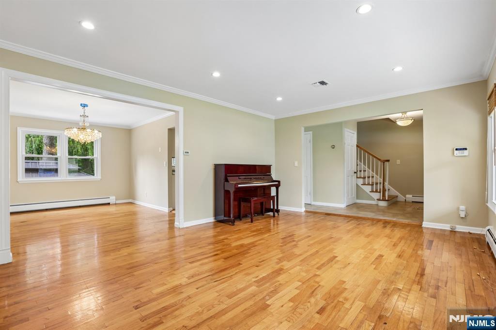 39 Maple Avenue — photo 18