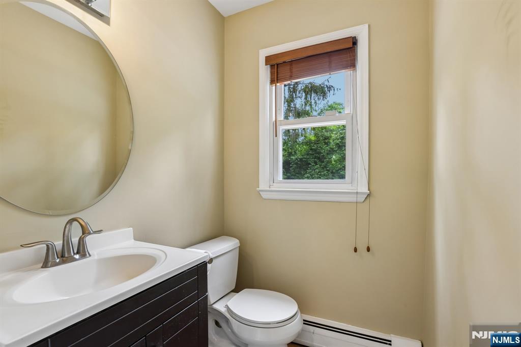 39 Maple Avenue — photo 20