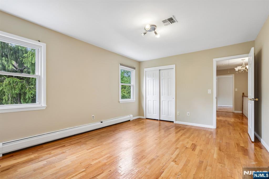 39 Maple Avenue — photo 26