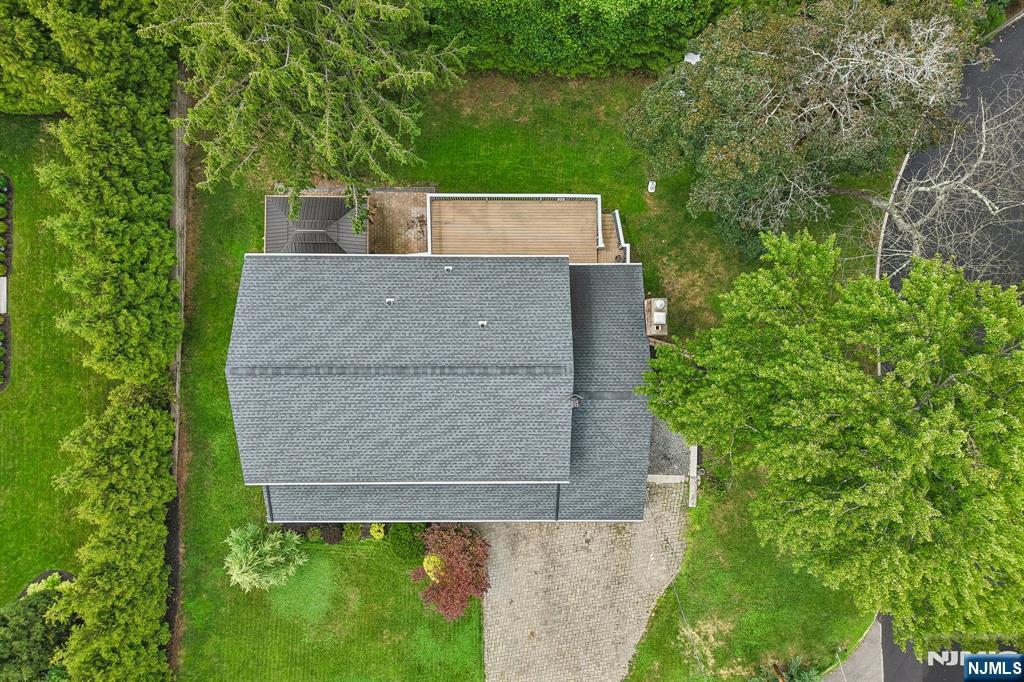 39 Maple Avenue — photo 45
