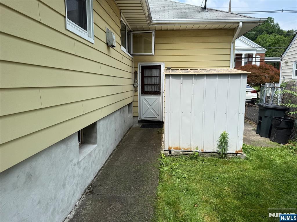 27th image of 301 Valley Rd, Clifton, NJ 07013 | MLS# 26026669