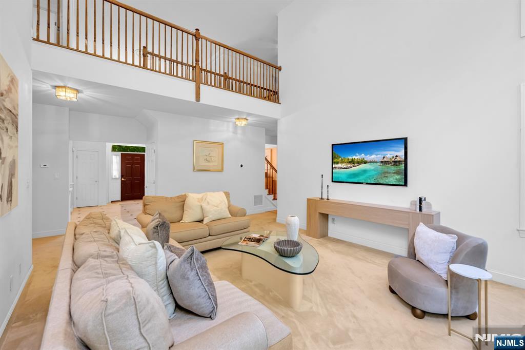 206 Van Buren Drive — photo 13