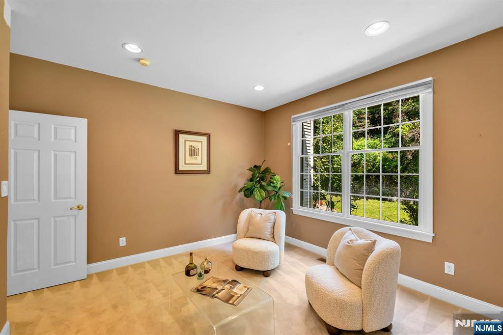206 Van Buren Drive — photo 16