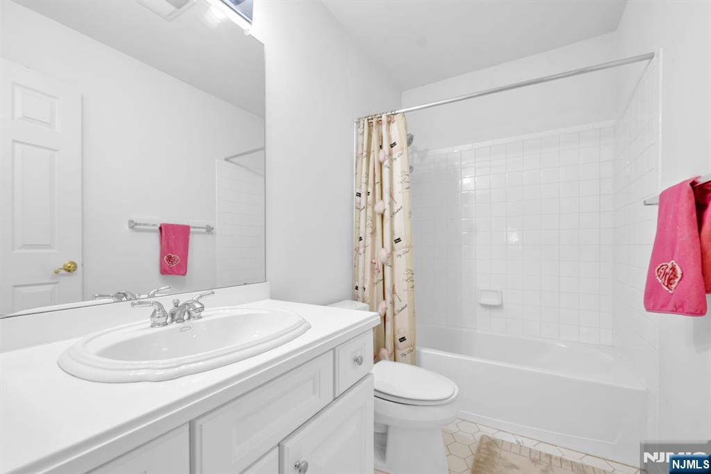 206 Van Buren Drive — photo 40