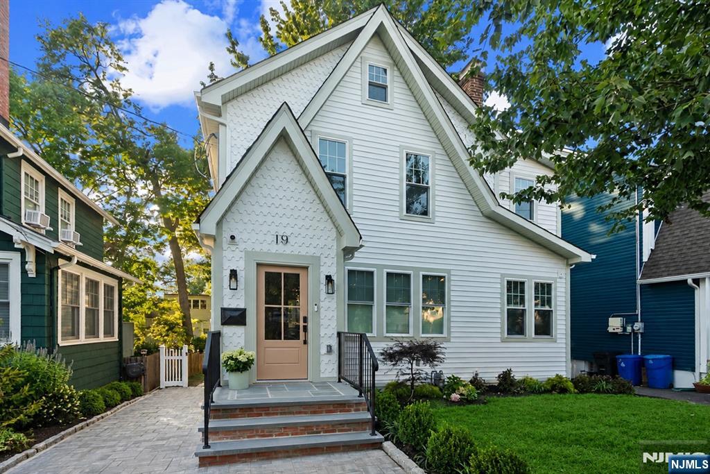 19 Manley Terrace - Photo 1