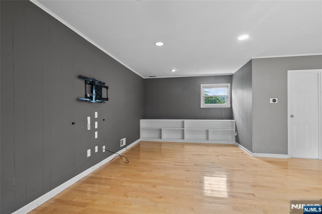 260 Saint Cloud Avenue