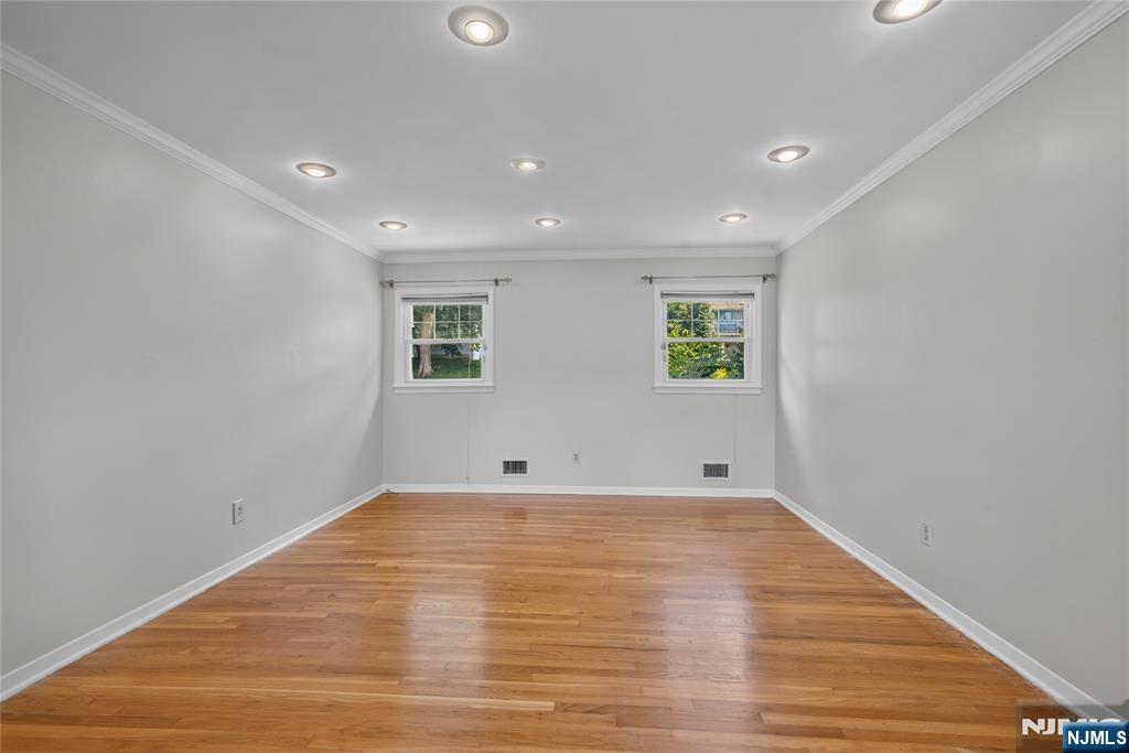 260 Saint Cloud Avenue