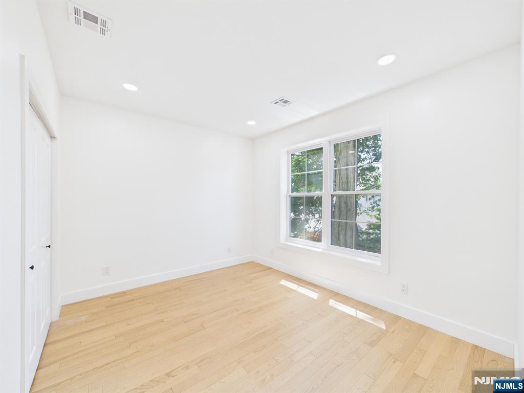 64 Graham Place — photo 25
