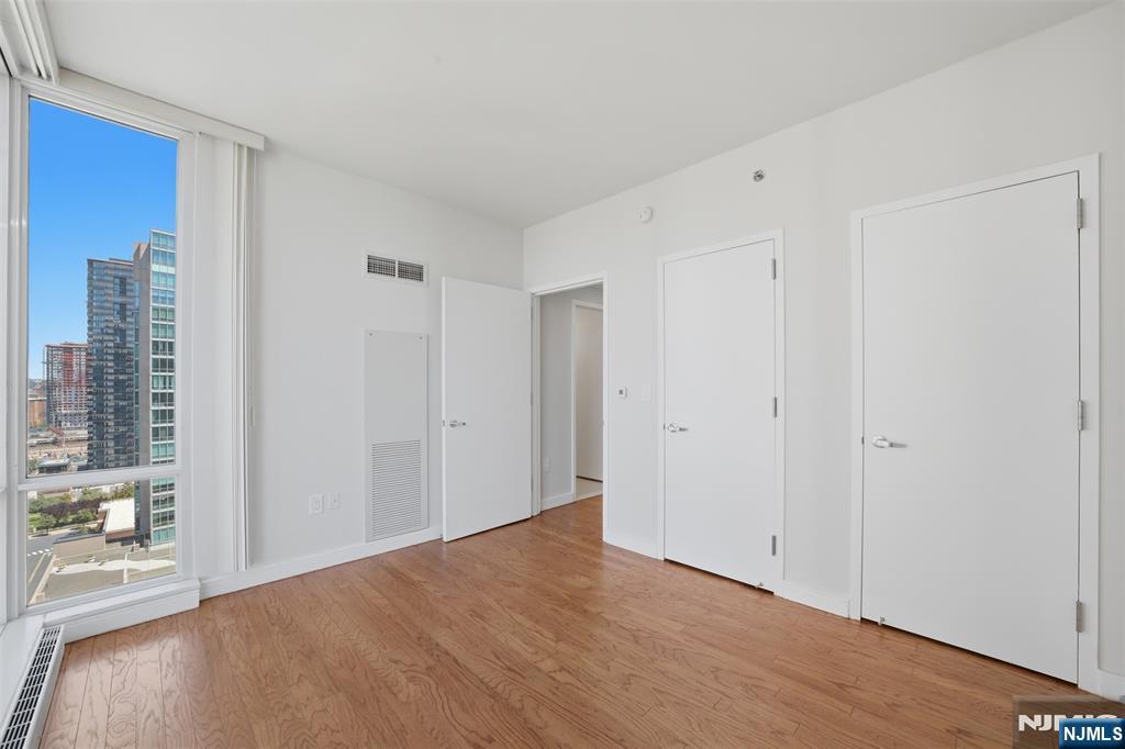 20 Newport Parkway #2012 — photo 20