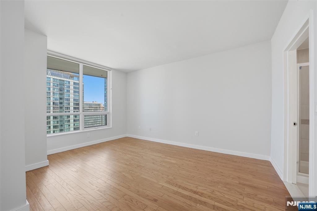 20 Newport Parkway #2012 — photo 22