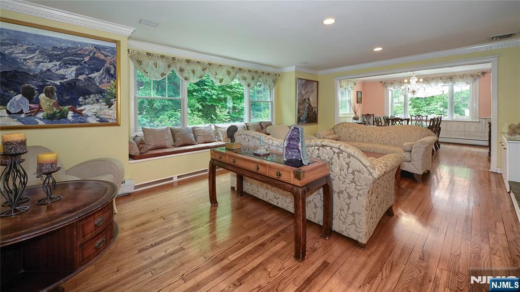 460 Laurel Lane — photo 11