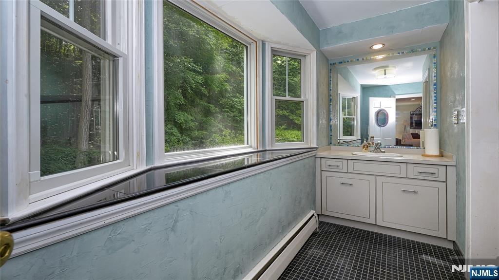 460 Laurel Lane — photo 16