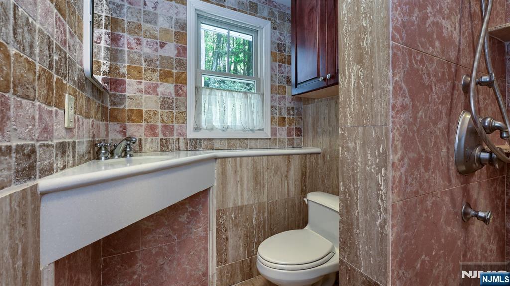 460 Laurel Lane — photo 21