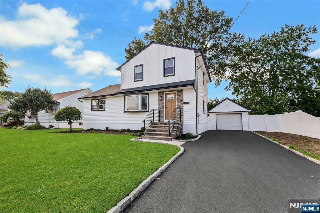 300 John Ochs Drive - Photo 3
