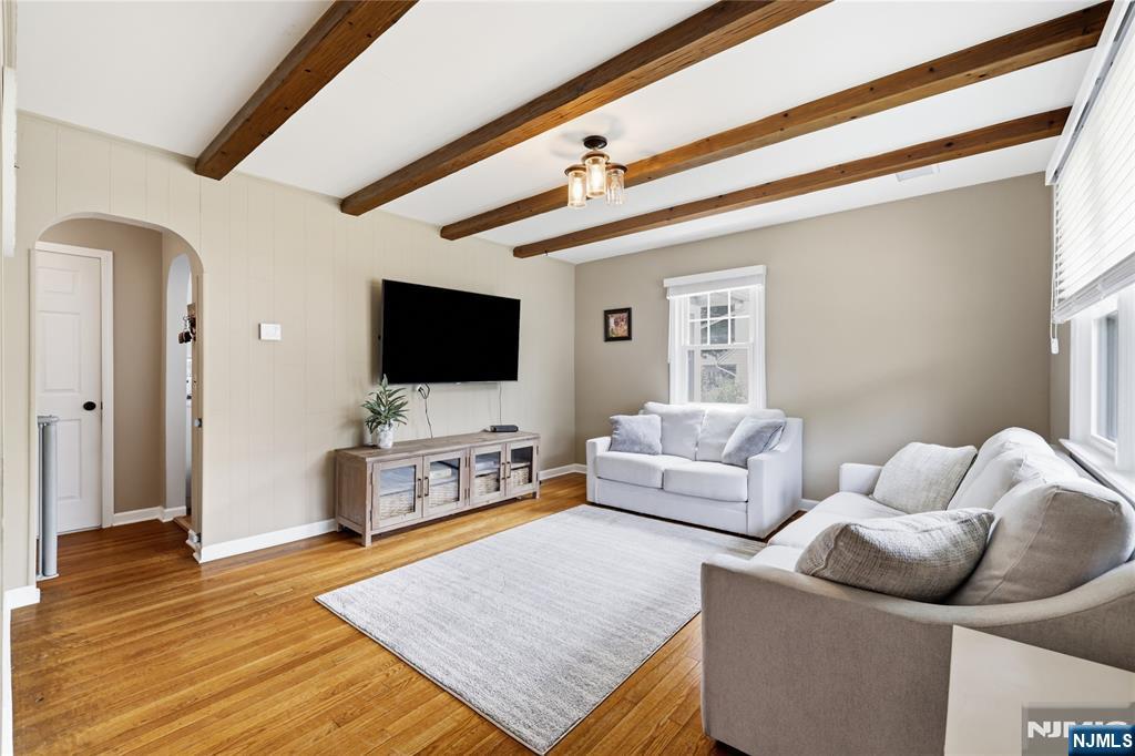124 Rivervale Rd, River Vale, NJ 07675