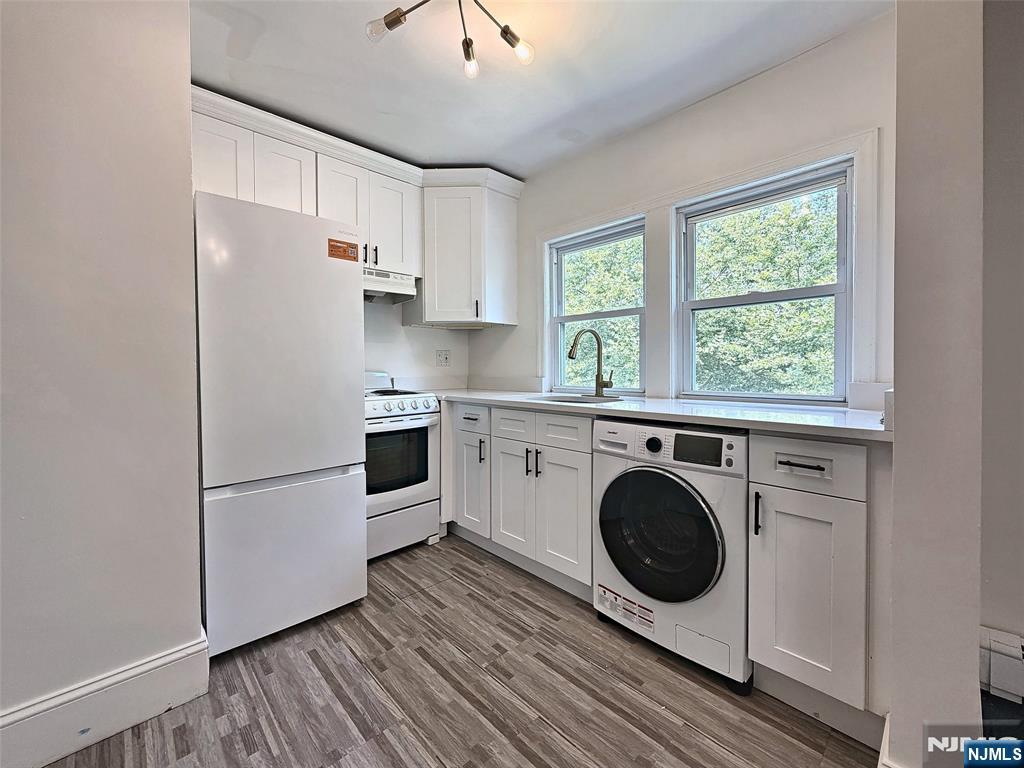 111 Grand Avenue - Photo 1