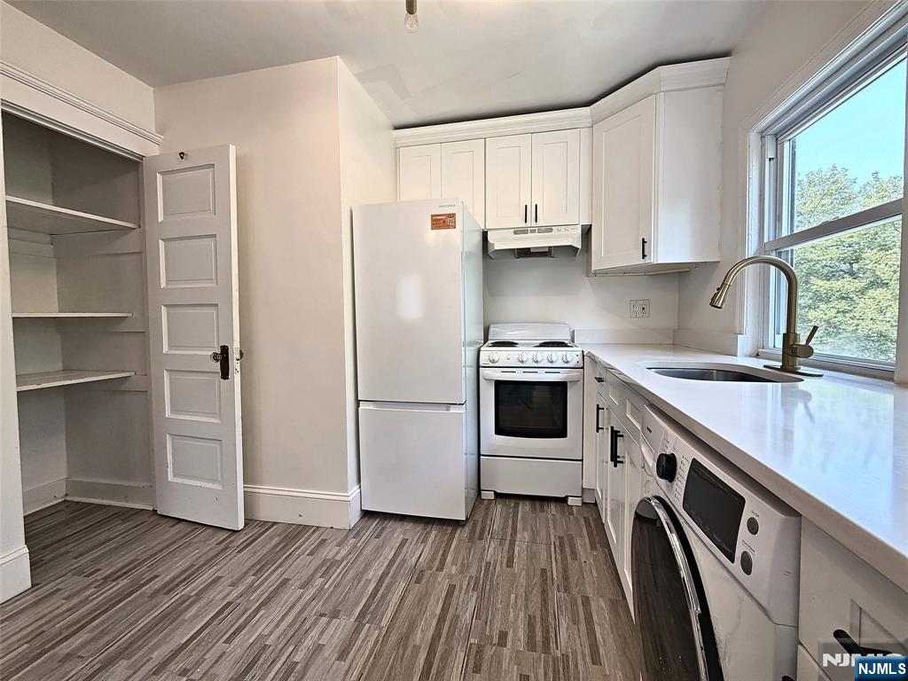 111 Grand Avenue - Photo 5
