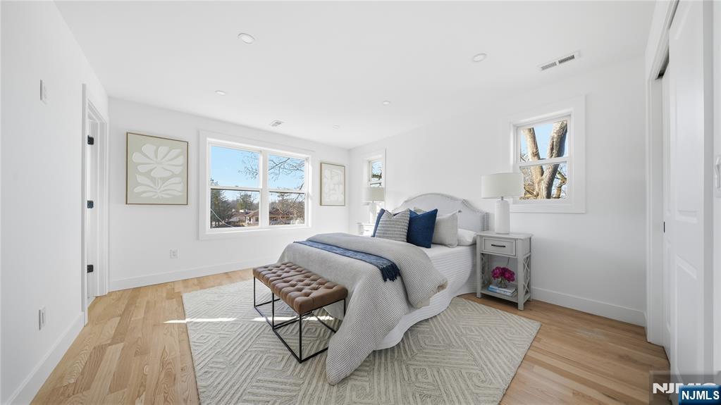 4 Hilltop — photo 17
