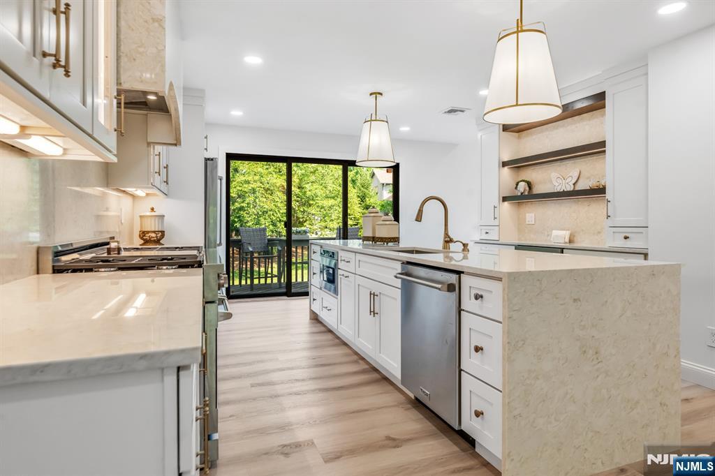 836 Hemlock Court #T165 — photo 9