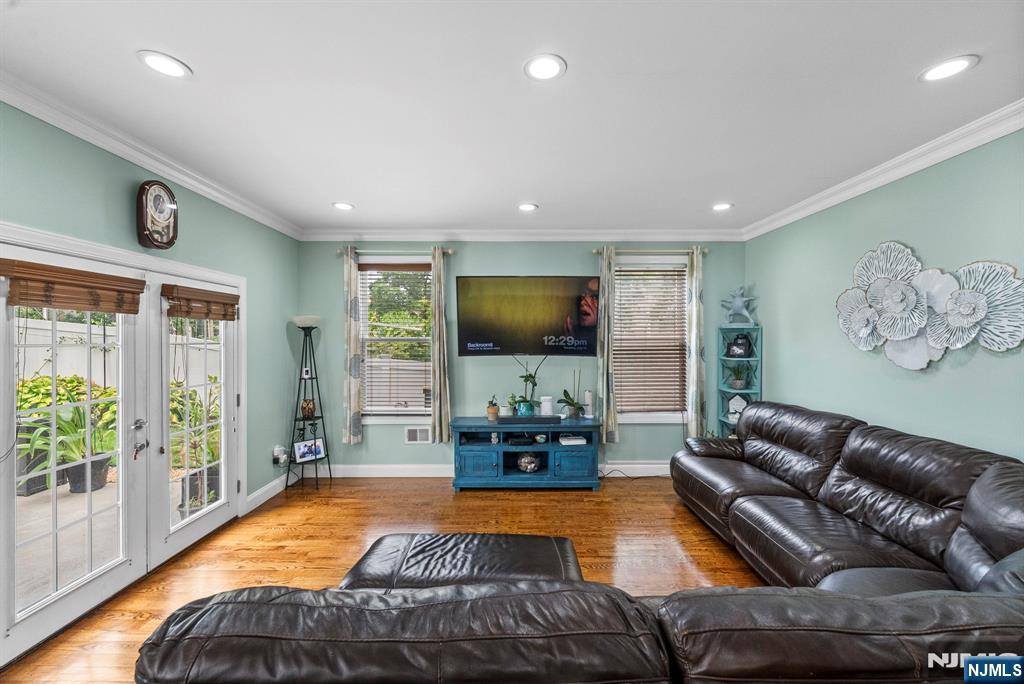 39 Paterson Avenue — photo 16