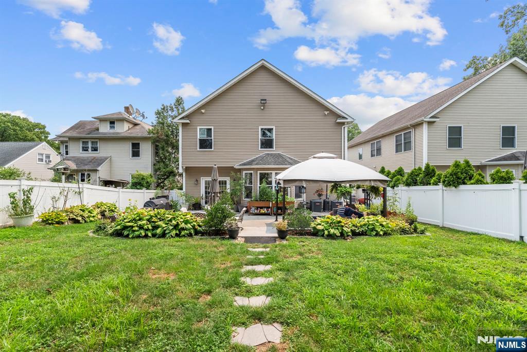 39 Paterson Avenue — photo 40
