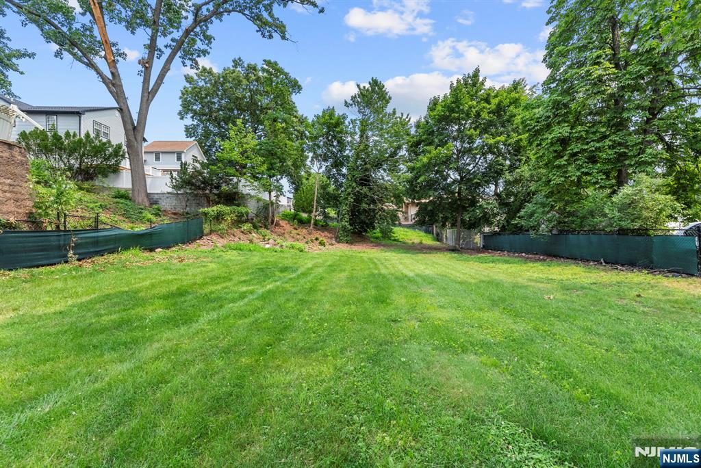 39 Paterson Avenue — photo 44