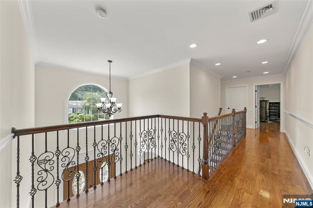 216 Washington Street — photo 15
