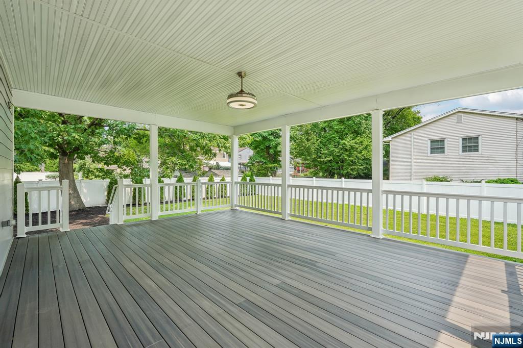 109 Prospect Street — photo 27