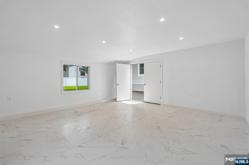 109 Prospect Street — photo 30
