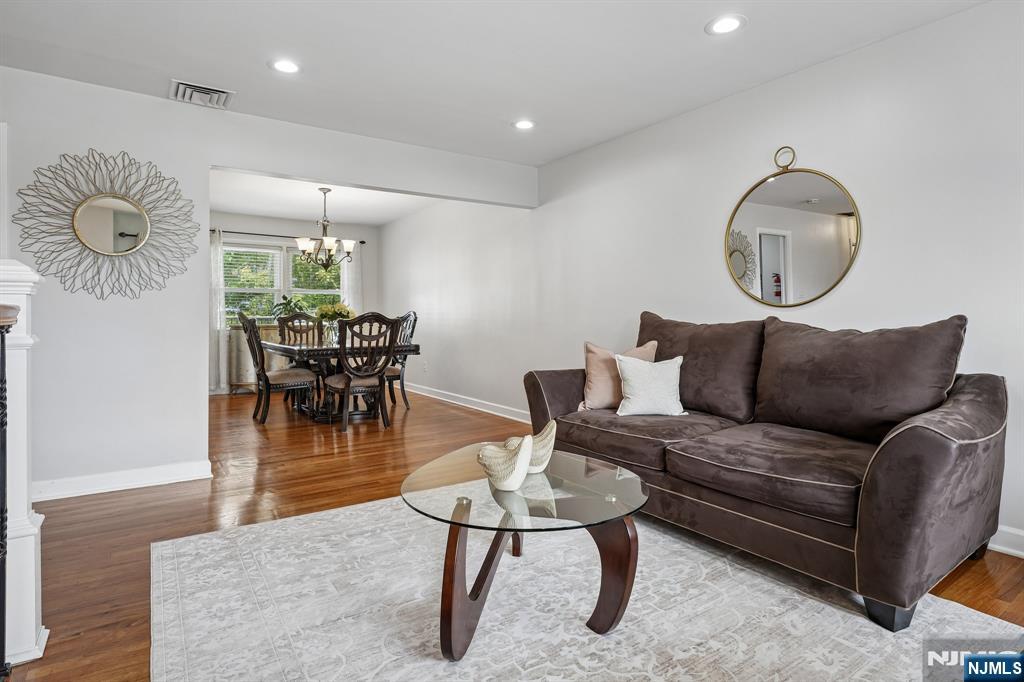 39-23 Morlot Ave, Fair Lawn, NJ 07410