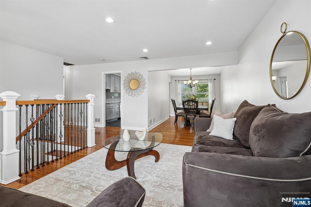39-23 Morlot Ave, Fair Lawn, NJ 07410