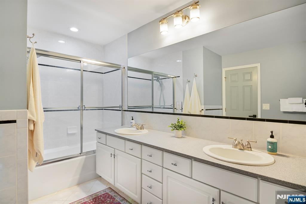 8 Clements Court #C0068 — photo 32