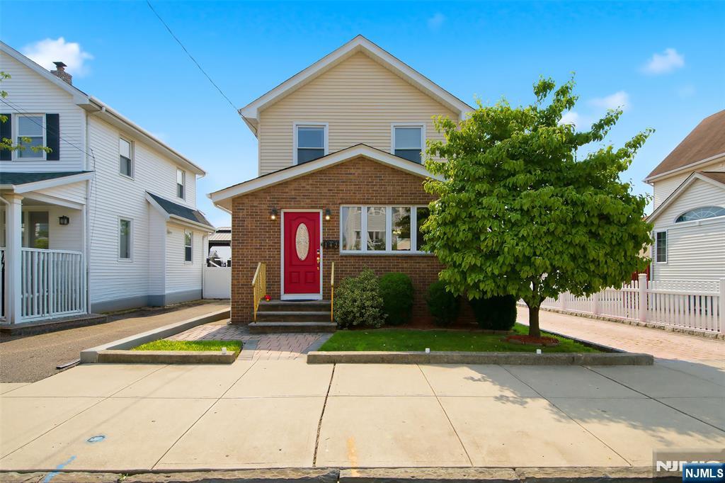142 Morgan Pl, North Arlington, NJ 07031