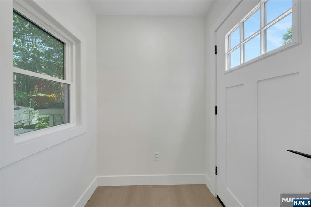 54 Hamilton Avenue