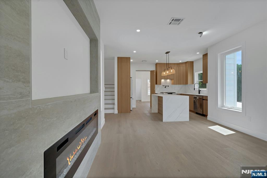 54 Hamilton Avenue