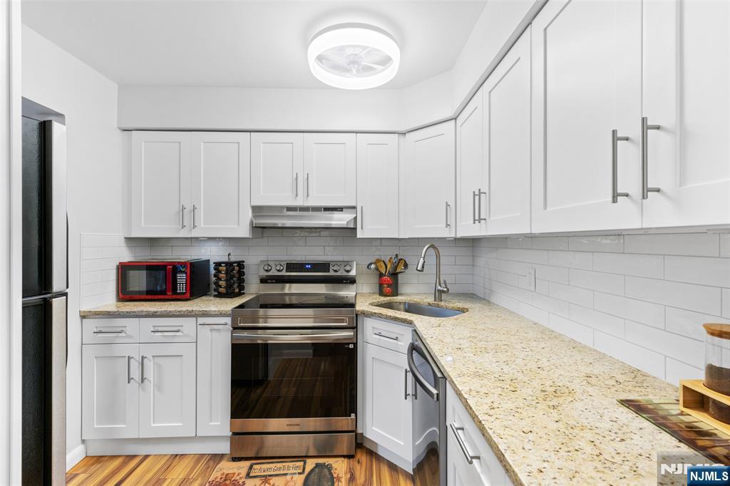 464 Liberty St #107 B, Little Ferry, NJ 07643