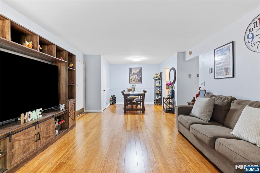 464 Liberty St #107 B, Little Ferry, NJ 07643