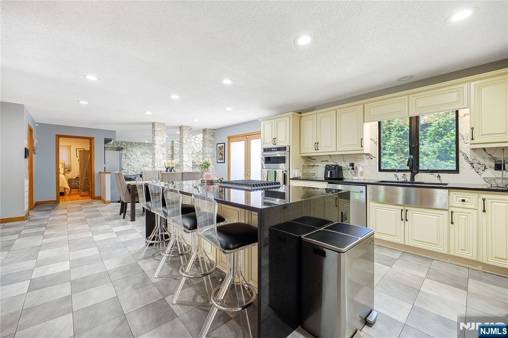 141 Burton Avenue — photo 12