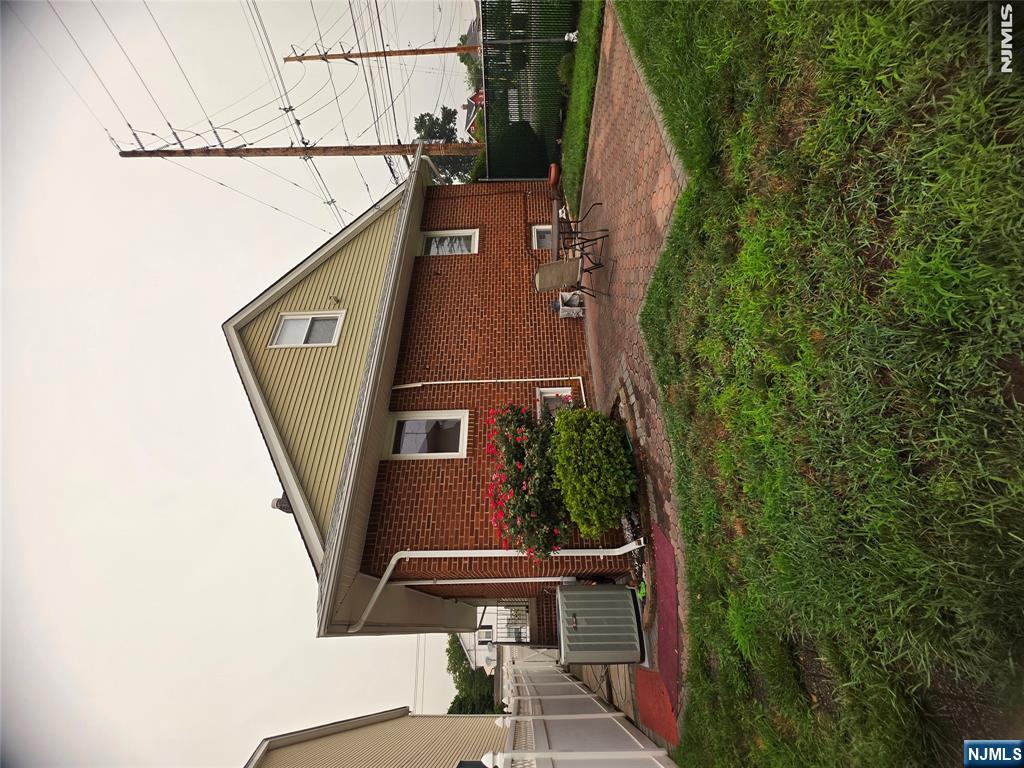 Homes for sale in Rochelle Park, NJ | 355 Rochelle Ave, Rochelle Park, NJ 07662 | MLS# 26026880