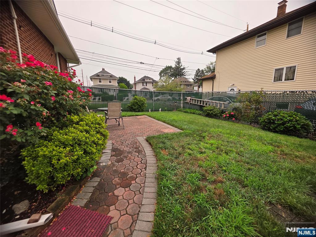 Homes for sale in Rochelle Park, NJ | 355 Rochelle Ave, Rochelle Park, NJ 07662 | MLS# 26026880