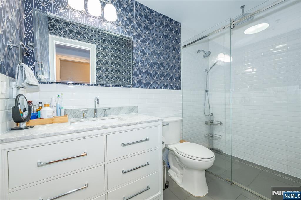 215 Monroe Street #1 — photo 15