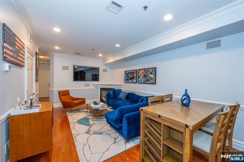 215 Monroe Street #1 — photo 6