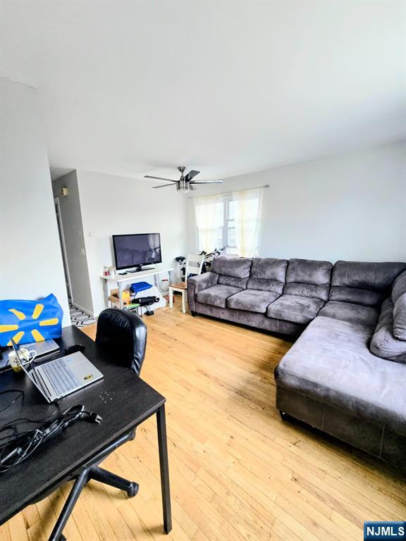 275 Grand Avenue — photo 10