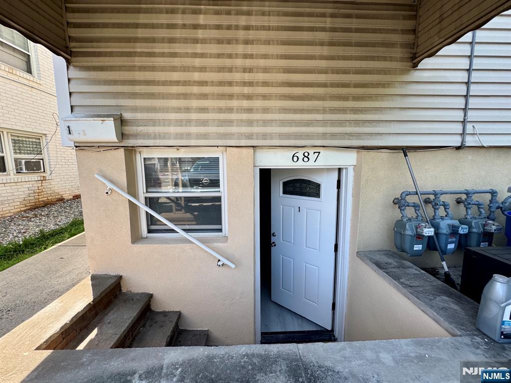 687 Midland Avenue 1 - Photo 2