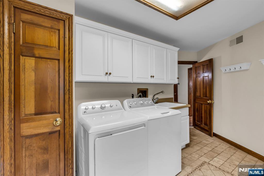 2520 Autumn Drive — photo 15