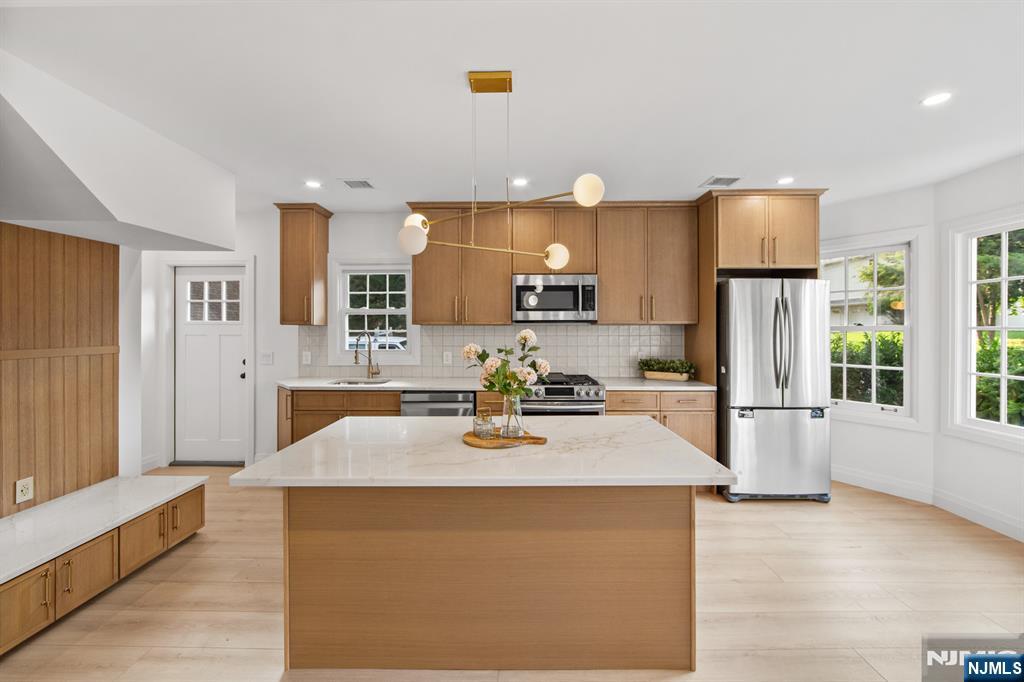32 Brook Street - Photo 1