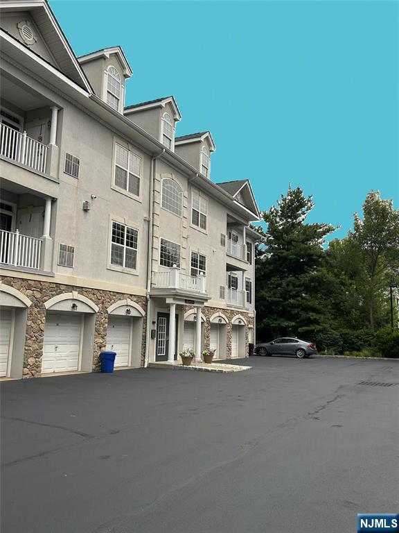 4 Quarry Drive B3